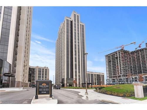 1007-9085 Jane Street, Vaughan, ON 