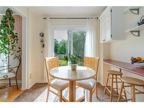 198 Martindale Crescent, Brampton, ON - Indoor Photo Showing Dining Room