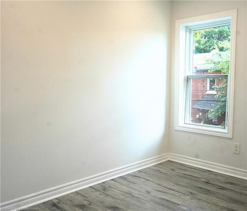 85 Cheever Street, Hamilton, ON - Indoor Photo Showing Other Room