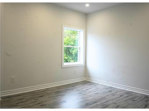 85 Cheever Street, Hamilton, ON - Indoor Photo Showing Other Room