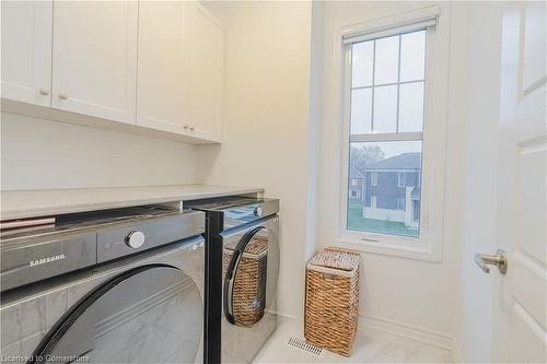 3 Milt Schmidt Street, Kitchener, ON - Indoor Photo Showing Laundry Room