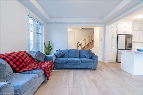 3 Milt Schmidt Street, Kitchener, ON - Indoor Photo Showing Living Room