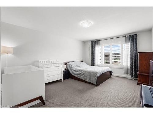 49 Burley Lane, Hamilton, ON - Indoor Photo Showing Bedroom