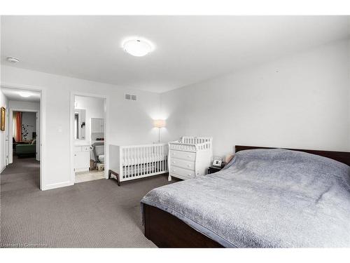 49 Burley Lane, Hamilton, ON - Indoor Photo Showing Bedroom