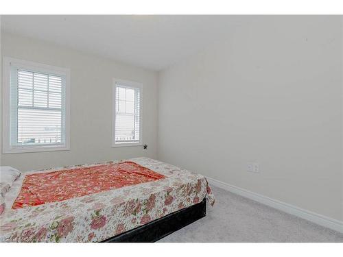 89 Finegan Circle, Brampton, ON - Indoor Photo Showing Bedroom