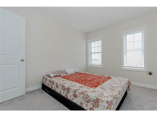 89 Finegan Circle, Brampton, ON - Indoor Photo Showing Bedroom