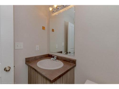 89 Finegan Circle, Brampton, ON - Indoor Photo Showing Bathroom