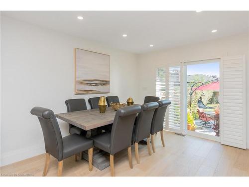 23 West Hampton Road, St. Catharines, ON - Indoor Photo Showing Dining Room