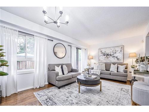 20 Scarfair Pathway, Toronto, ON - Indoor Photo Showing Living Room