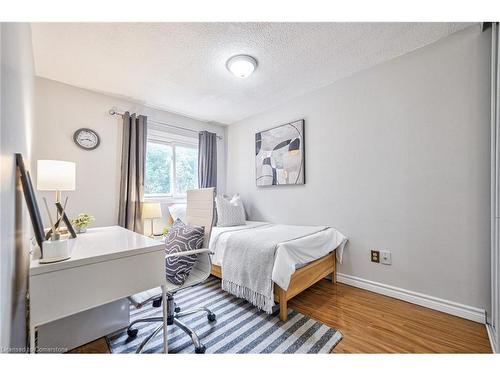 20 Scarfair Pathway, Toronto, ON - Indoor Photo Showing Bedroom