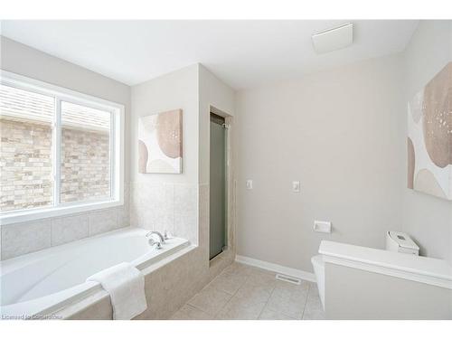 111 Bayridge Drive, Peel, ON - Indoor Photo Showing Bathroom