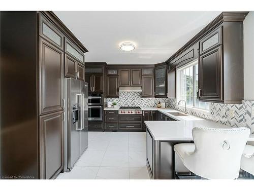 111 Bayridge Drive, Peel, ON - Indoor Photo Showing Kitchen With Stainless Steel Kitchen With Upgraded Kitchen