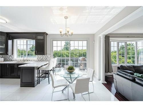 111 Bayridge Drive, Peel, ON - Indoor Photo Showing Dining Room