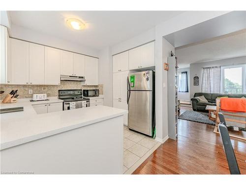 47 Glenashton Drive, Oakville, ON - Indoor Photo Showing Kitchen