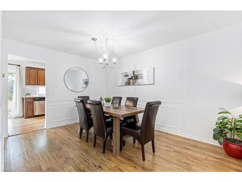 69 Dovercliffe Road, Guelph, ON - Indoor Photo Showing Dining Room