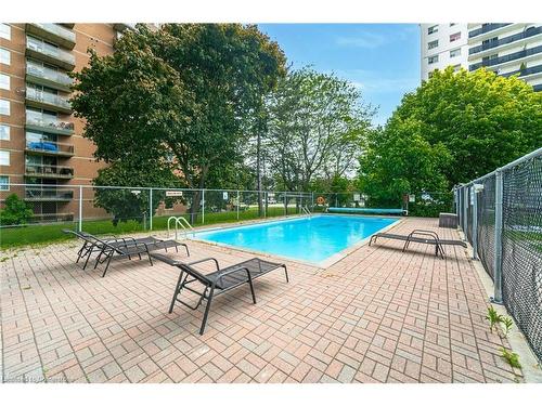 Ph-2-1100 Caven Street, Mississauga, ON - Outdoor With In Ground Pool