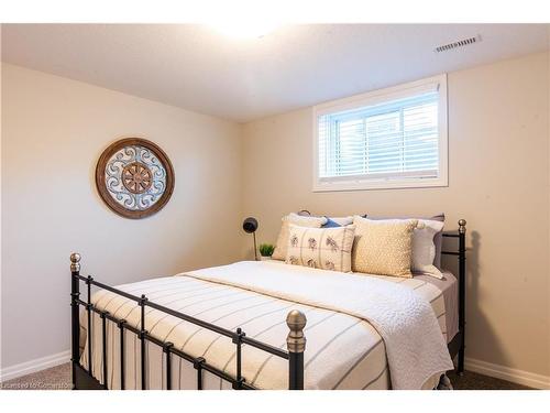 11 Cortland Terrace, St. Thomas, ON - Indoor Photo Showing Bedroom