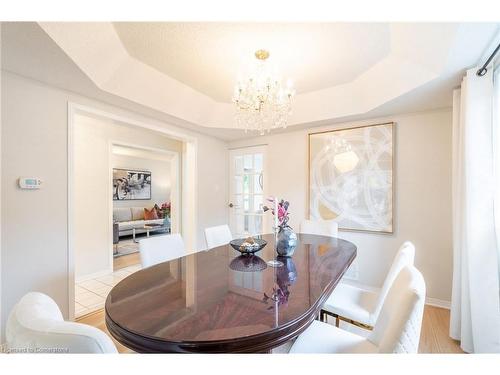 5875 Mersey Street, Mississauga, ON - Indoor Photo Showing Dining Room