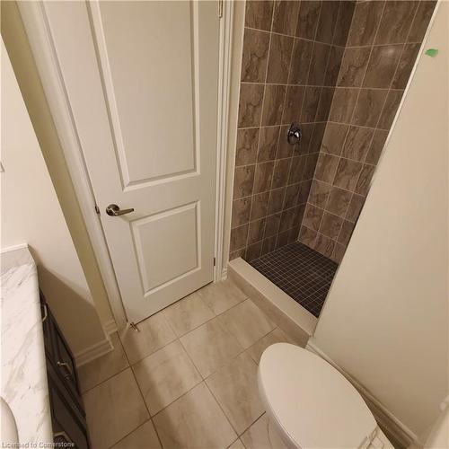 3 Harwood Street, Tillsonburg, ON - Indoor Photo Showing Bathroom