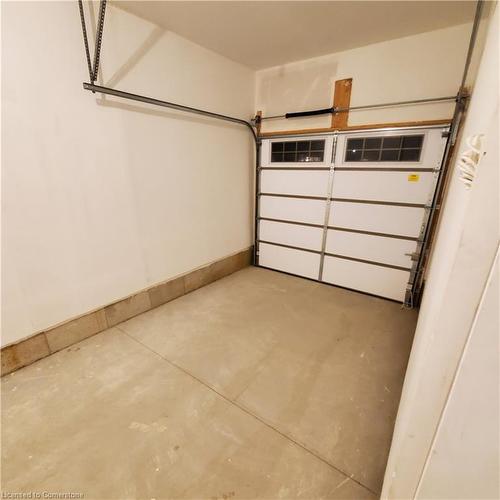 3 Harwood Street, Tillsonburg, ON - Indoor Photo Showing Garage