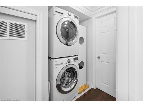 79-391 Beechgrove Drive, Scarborough, ON - Indoor Photo Showing Laundry Room