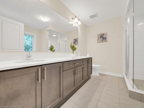 90 Broadacre Drive, Kitchener, ON - Indoor Photo Showing Bathroom