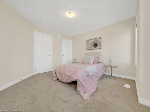 90 Broadacre Drive, Kitchener, ON - Indoor Photo Showing Bedroom