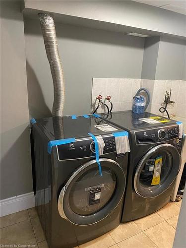 8755 Tremaine Road, Milton, ON - Indoor Photo Showing Laundry Room