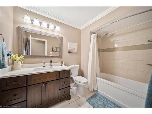 2025 Canning Court, Burlington, ON - Indoor Photo Showing Bathroom