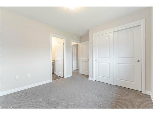 7381 Matteo Drive, Niagara Falls, ON - Indoor Photo Showing Other Room