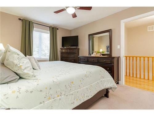 7 Teversham Court, Markham, ON - Indoor Photo Showing Bedroom