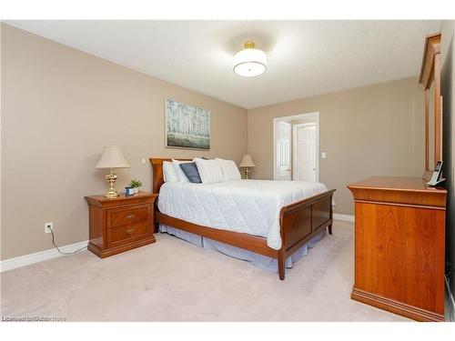 7 Teversham Court, Markham, ON - Indoor Photo Showing Bedroom