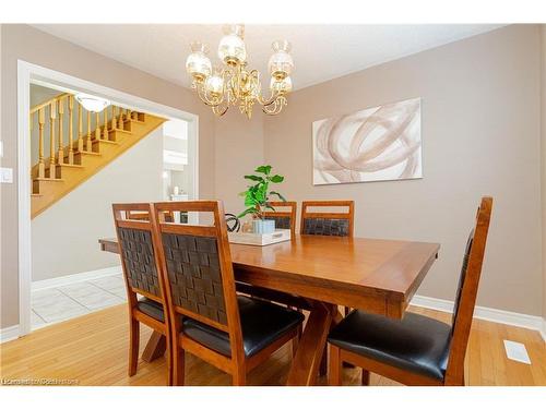 7 Teversham Court, Markham, ON - Indoor Photo Showing Dining Room