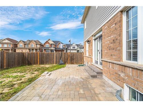 16 Burgess Crescent, Brantford, ON - Outdoor