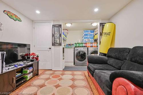 51 Briar Path, Brampton, ON - Indoor Photo Showing Laundry Room