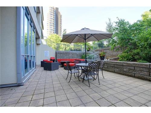 914-1055 Southdown Road, Mississauga, ON - Outdoor With Deck Patio Veranda With Exterior