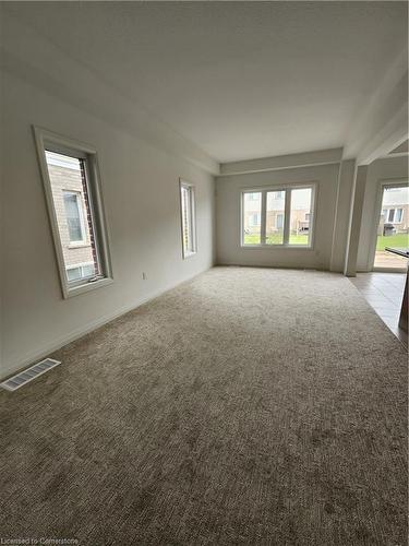 172 Bur Oak Drive Drive, Thorold, ON - Indoor Photo Showing Other Room