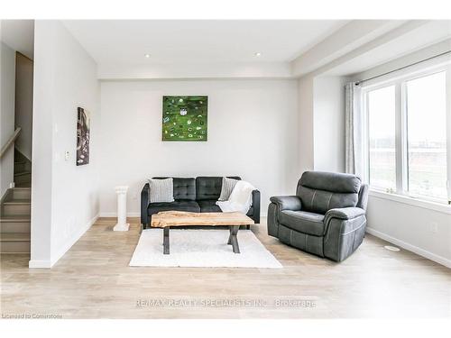 264 Vellwood Common, Oakville, ON - Indoor Photo Showing Living Room