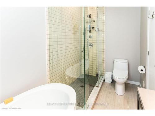 264 Vellwood Common, Oakville, ON - Indoor Photo Showing Bathroom