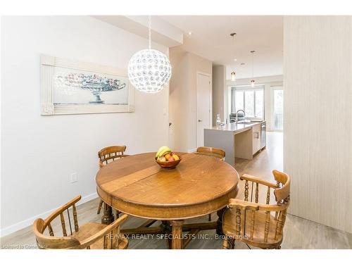 264 Vellwood Common, Oakville, ON - Indoor Photo Showing Dining Room