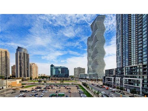 607-4065 Confederation Parkway, Mississauga, ON - Outdoor With Facade