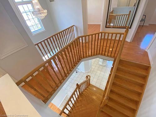 4230 Fuller Crescent, Burlington, ON - Indoor Photo Showing Other Room