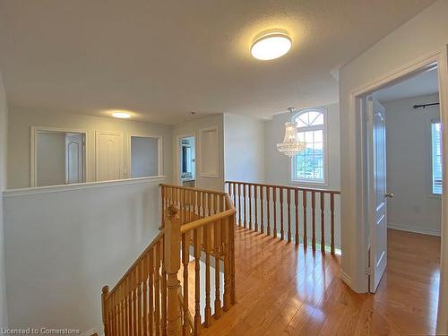 4230 Fuller Crescent, Burlington, ON - Indoor Photo Showing Other Room