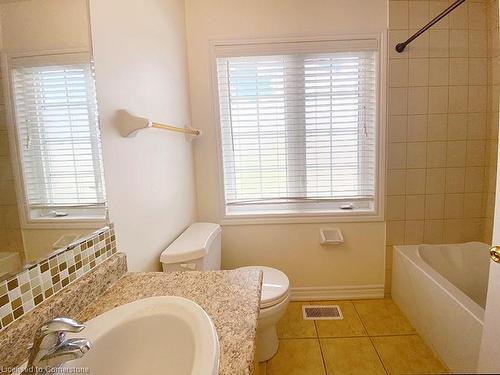 4230 Fuller Crescent, Burlington, ON - Indoor Photo Showing Bathroom