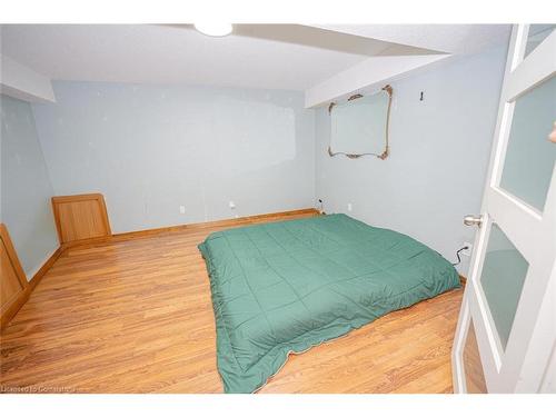 58 Blackthorn Lane, Peel, ON - Indoor Photo Showing Bedroom