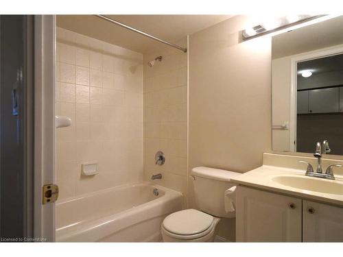 665-3 Everson Drive, Toronto, ON - Indoor Photo Showing Bathroom