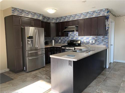 79 Oakes Crescent, Guelph, ON - Indoor Photo Showing Kitchen With Stainless Steel Kitchen With Double Sink With Upgraded Kitchen