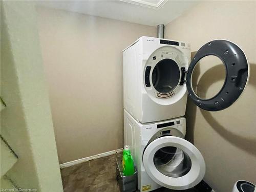 2-219 Hill Road, Mindemoya, ON - Indoor Photo Showing Laundry Room