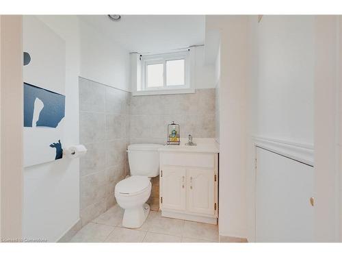 112 Buckingham Drive, Hamilton, ON - Indoor Photo Showing Bathroom