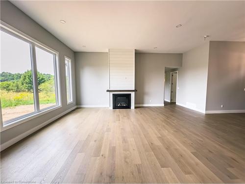 6264 Line 5 N, Oro-Medonte, ON - Indoor Photo Showing Living Room With Fireplace